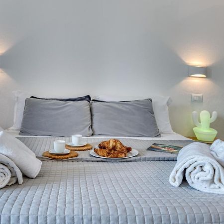 Izzhome Cozy Sunflowers プーラ エクステリア 写真