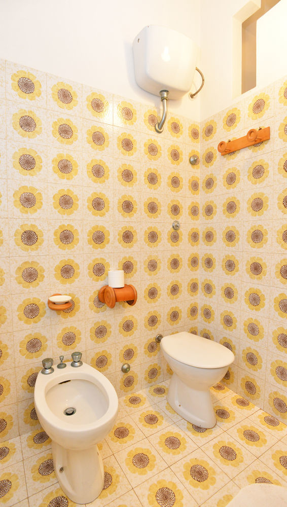 Izzhome Cozy Sunflowers プーラ エクステリア 写真